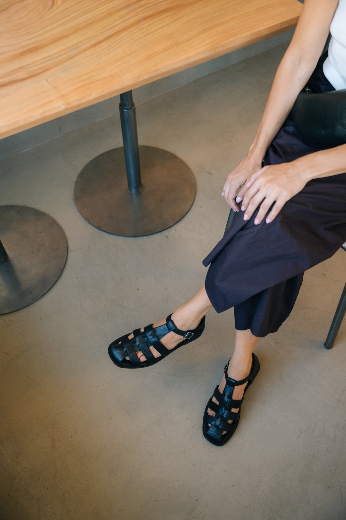 Costa | Black