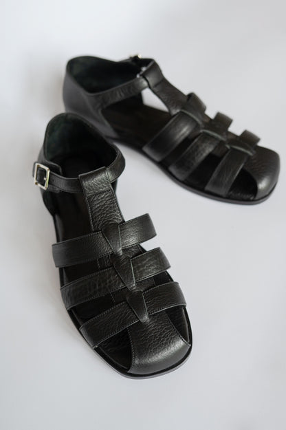 Costa | Black